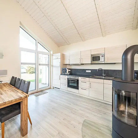 Tatil Evi Ueus Eilun 8 - Wohlfuehlen Im Skandinavischen Mit Sauna Und Kamin